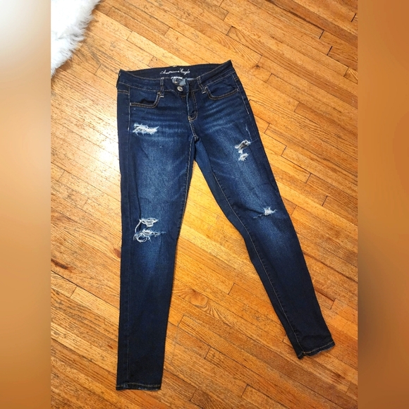 Jeans - Picture 1 of 3